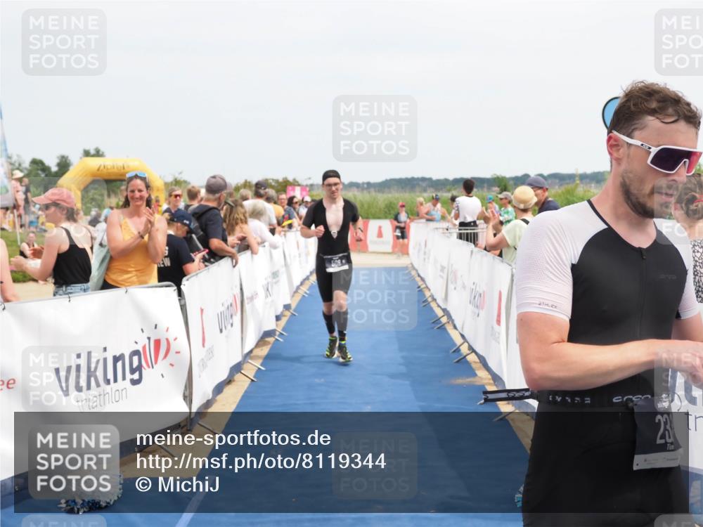 22.06.2025 - Viking Triathlon MichiJ http://msf.ph/oto/8119344 22.06.2025 14:58:45 Ziel 233, 508 meine-sportfotos.de