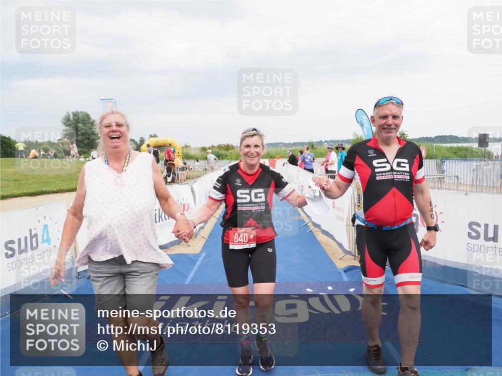 22.06.2025 - Viking Triathlon MichiJ http://msf.ph/oto/8119353 22.06.2025 16:59:32 Ziel 640 meine-sportfotos.de