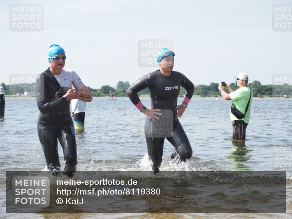 22.06.2025 - Viking Triathlon KatJ http://msf.ph/oto/8119380 22.06.2025 10:46:53 Schwimmen 36, 206, 378, 498, 515 meine-sportfotos.de