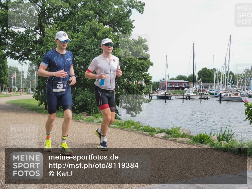 22.06.2025 - Viking Triathlon KatJ http://msf.ph/oto/8119384 22.06.2025 15:12:53 Laufen 318, 328 meine-sportfotos.de