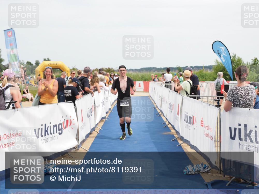 22.06.2025 - Viking Triathlon MichiJ http://msf.ph/oto/8119391 22.06.2025 14:58:46 Ziel 233, 508 meine-sportfotos.de