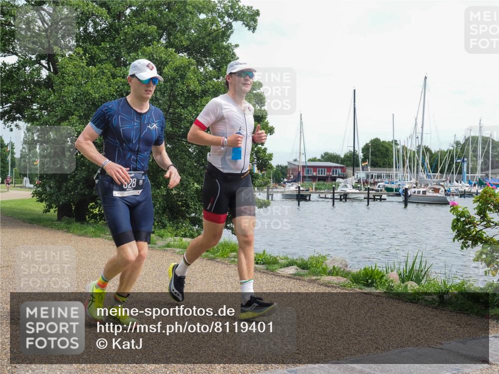 22.06.2025 - Viking Triathlon KatJ http://msf.ph/oto/8119401 22.06.2025 15:12:53 Laufen 318, 328 meine-sportfotos.de