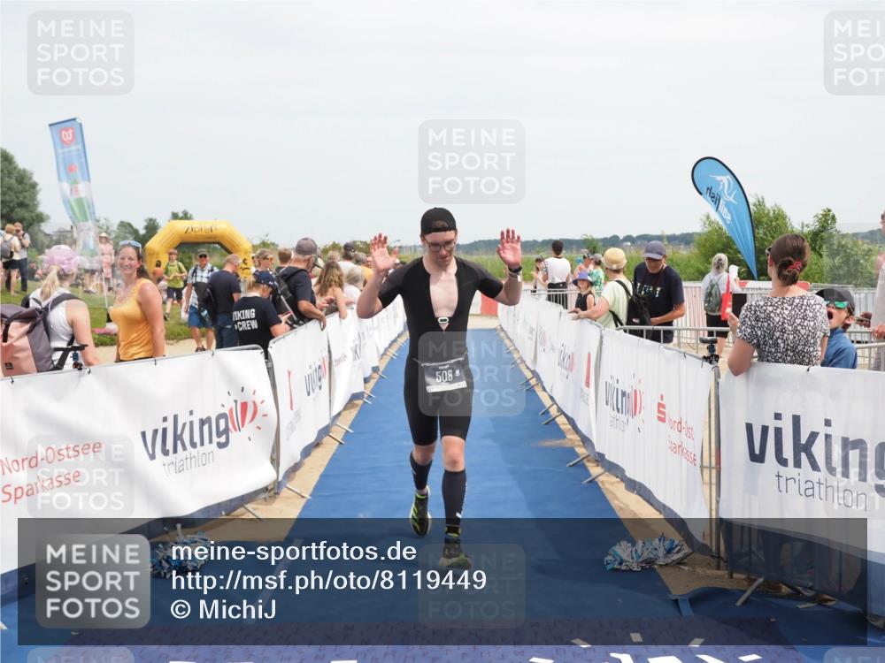 22.06.2025 - Viking Triathlon MichiJ http://msf.ph/oto/8119449 22.06.2025 14:58:47 Ziel 233, 508 meine-sportfotos.de