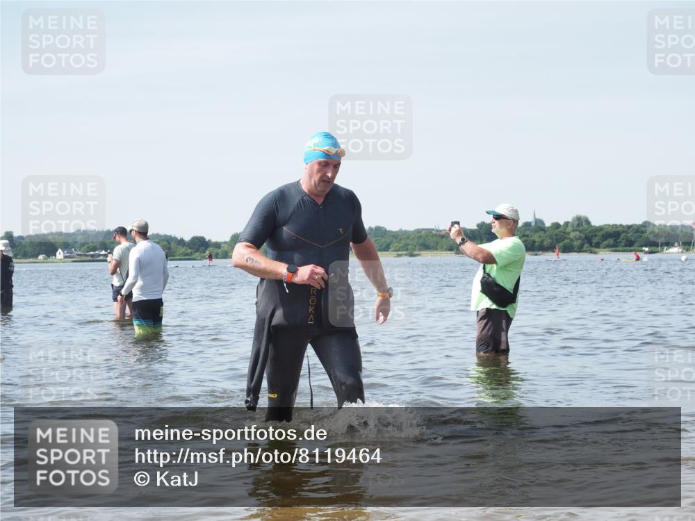 22.06.2025 - Viking Triathlon KatJ http://msf.ph/oto/8119464 22.06.2025 10:47:04 Schwimmen 36, 51, 378 meine-sportfotos.de