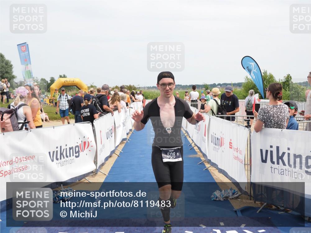 22.06.2025 - Viking Triathlon MichiJ http://msf.ph/oto/8119483 22.06.2025 14:58:47 Ziel 233, 508 meine-sportfotos.de