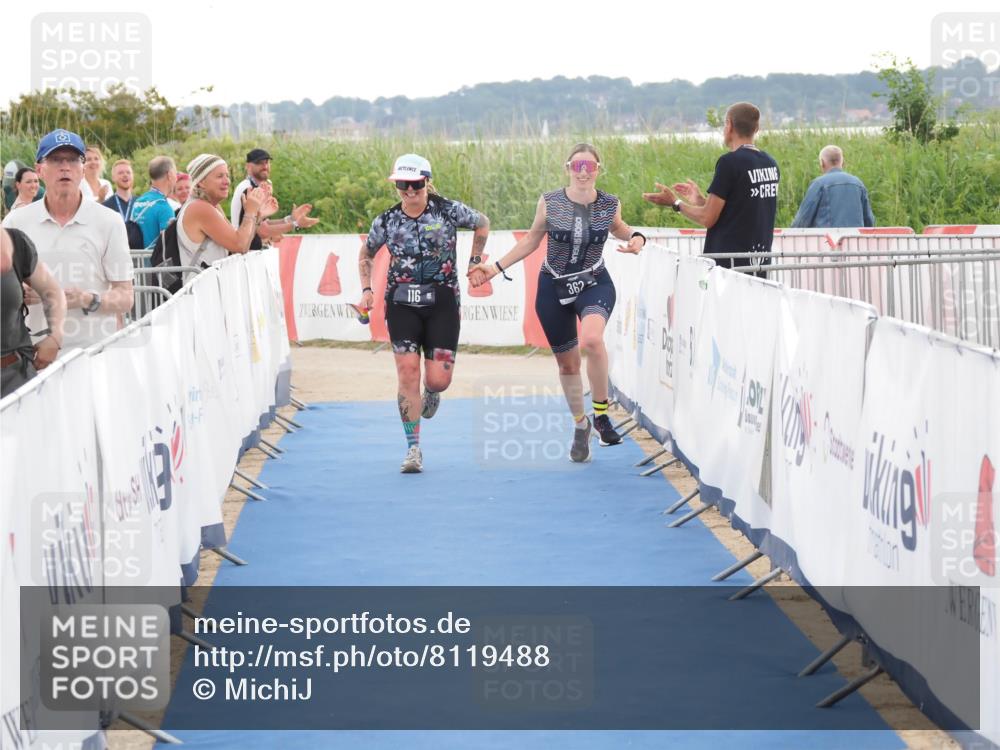 22.06.2025 - Viking Triathlon MichiJ http://msf.ph/oto/8119488 22.06.2025 16:28:52 Ziel 116, 362 meine-sportfotos.de