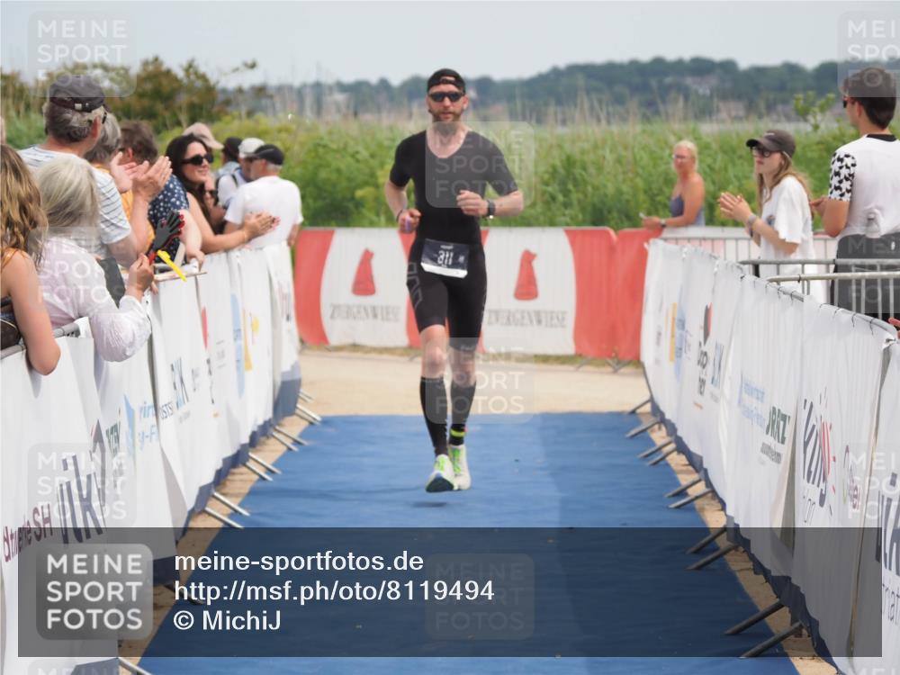 22.06.2025 - Viking Triathlon MichiJ http://msf.ph/oto/8119494 22.06.2025 14:58:51 Ziel 311, 508 meine-sportfotos.de