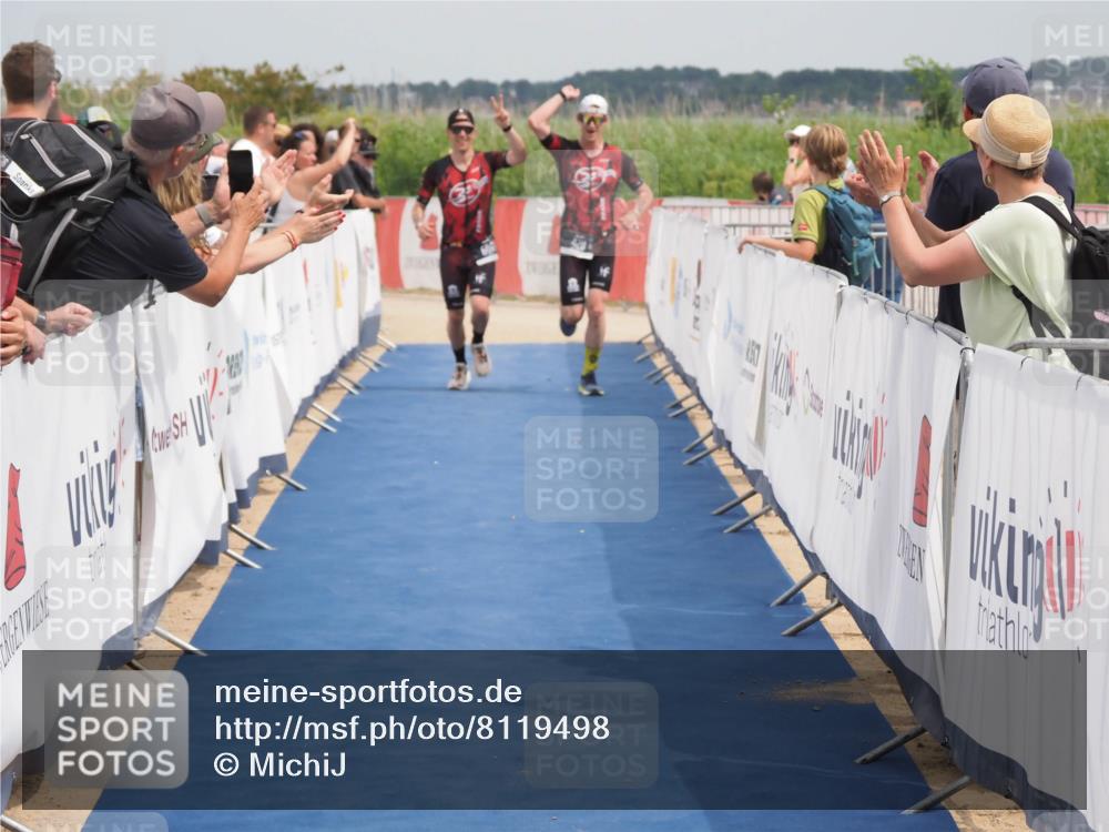 22.06.2025 - Viking Triathlon MichiJ http://msf.ph/oto/8119498 22.06.2025 15:09:39 Ziel 428, 506 meine-sportfotos.de