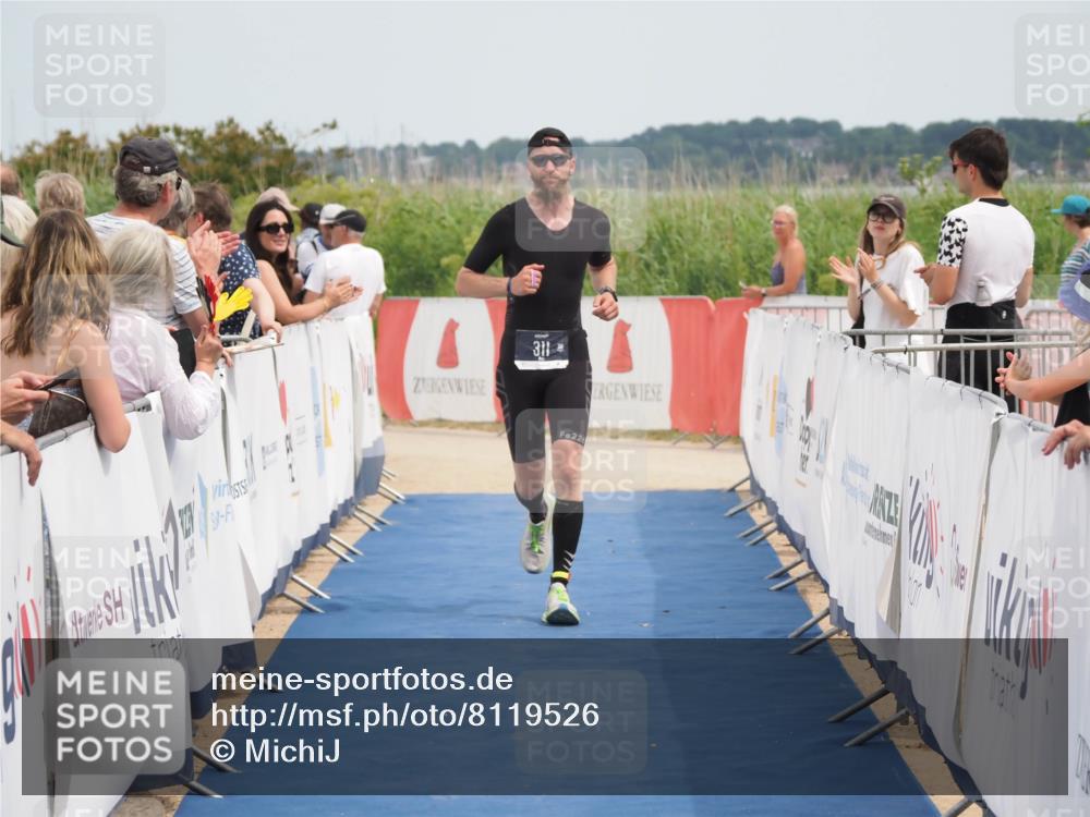 22.06.2025 - Viking Triathlon MichiJ http://msf.ph/oto/8119526 22.06.2025 14:58:52 Ziel 311 meine-sportfotos.de