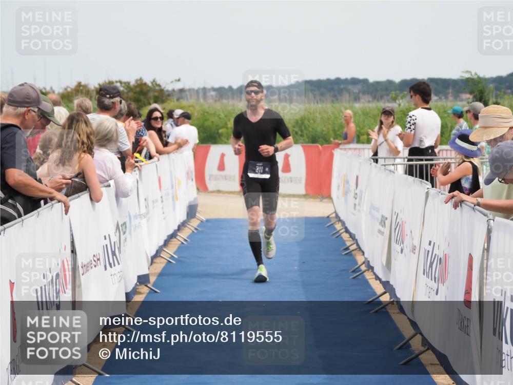 22.06.2025 - Viking Triathlon MichiJ http://msf.ph/oto/8119555 22.06.2025 14:58:52 Ziel 311 meine-sportfotos.de