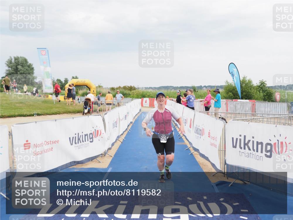 22.06.2025 - Viking Triathlon MichiJ http://msf.ph/oto/8119582 22.06.2025 17:00:50 Ziel 206 meine-sportfotos.de