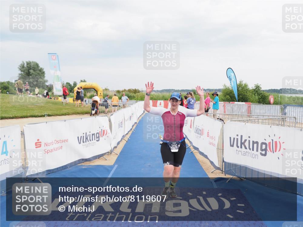 22.06.2025 - Viking Triathlon MichiJ http://msf.ph/oto/8119607 22.06.2025 17:00:50 Ziel 206 meine-sportfotos.de