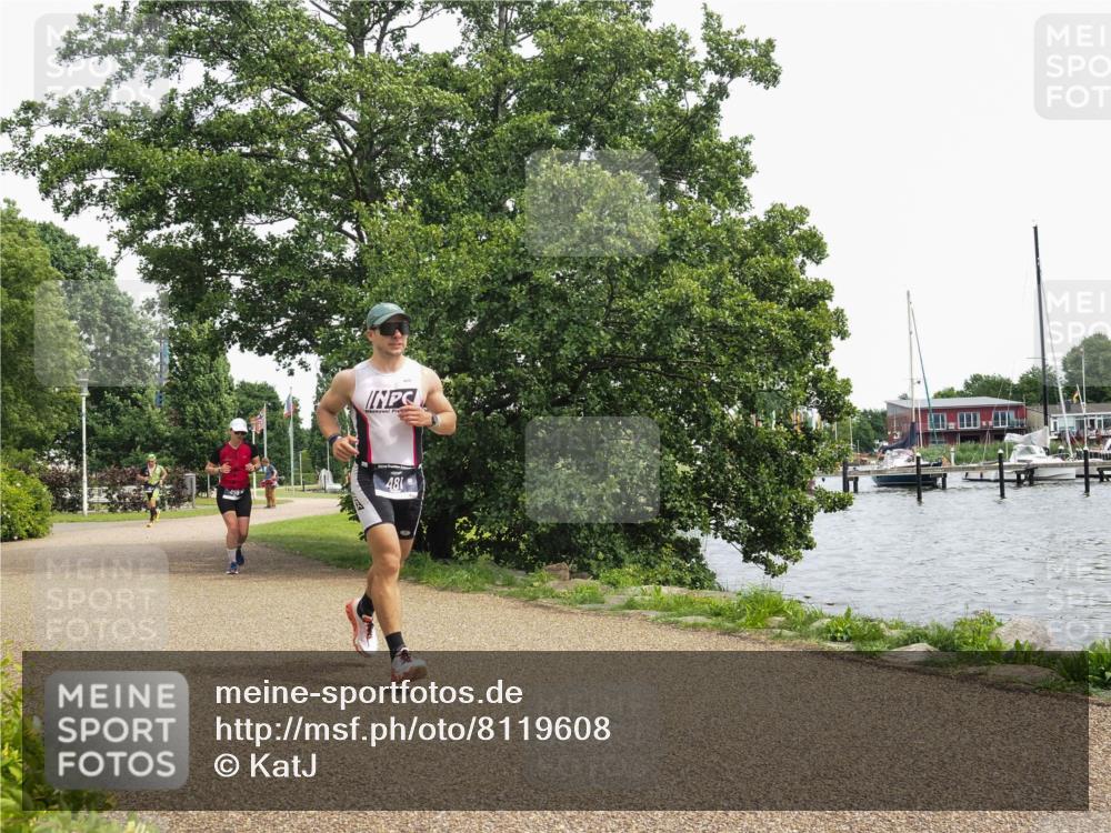 22.06.2025 - Viking Triathlon KatJ http://msf.ph/oto/8119608 22.06.2025 15:13:34 Laufen 481 meine-sportfotos.de