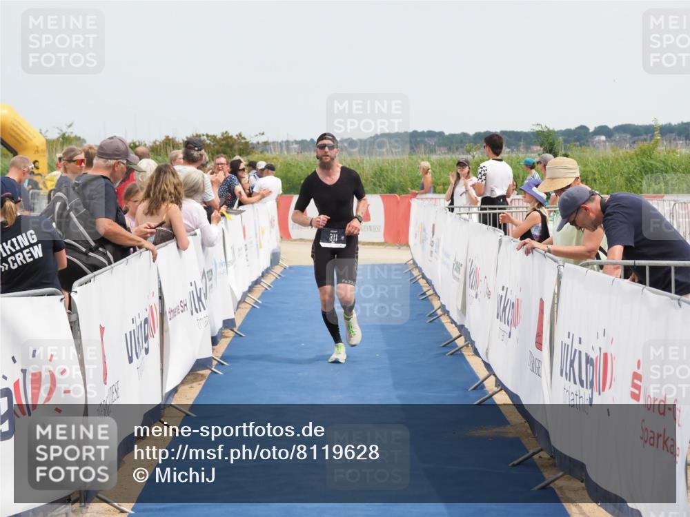 22.06.2025 - Viking Triathlon MichiJ http://msf.ph/oto/8119628 22.06.2025 14:58:53 Ziel 311 meine-sportfotos.de