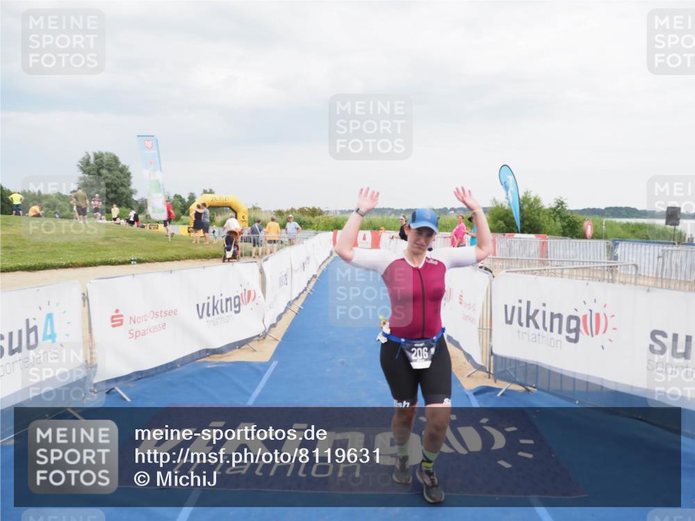 22.06.2025 - Viking Triathlon MichiJ http://msf.ph/oto/8119631 22.06.2025 17:00:51 Ziel 206 meine-sportfotos.de