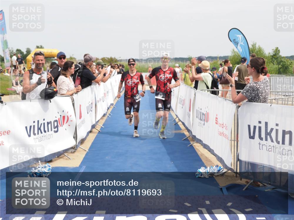 22.06.2025 - Viking Triathlon MichiJ http://msf.ph/oto/8119693 22.06.2025 15:09:42 Ziel 428, 506 meine-sportfotos.de