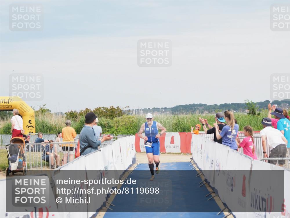 22.06.2025 - Viking Triathlon MichiJ http://msf.ph/oto/8119698 22.06.2025 17:01:50 Ziel 490 meine-sportfotos.de