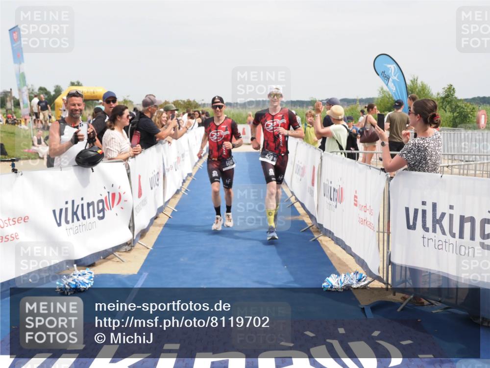 22.06.2025 - Viking Triathlon MichiJ http://msf.ph/oto/8119702 22.06.2025 15:09:42 Ziel 428, 506 meine-sportfotos.de