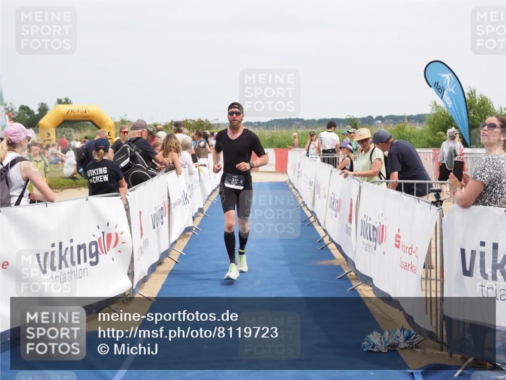22.06.2025 - Viking Triathlon MichiJ http://msf.ph/oto/8119723 22.06.2025 14:58:54 Ziel 311 meine-sportfotos.de