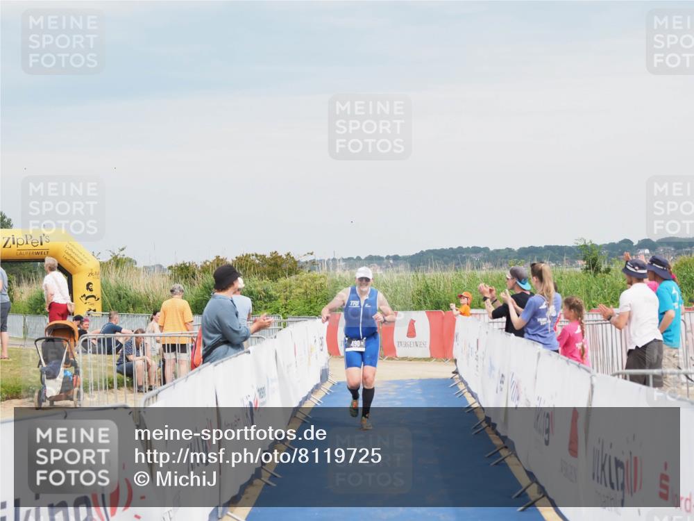 22.06.2025 - Viking Triathlon MichiJ http://msf.ph/oto/8119725 22.06.2025 17:01:50 Ziel 490 meine-sportfotos.de