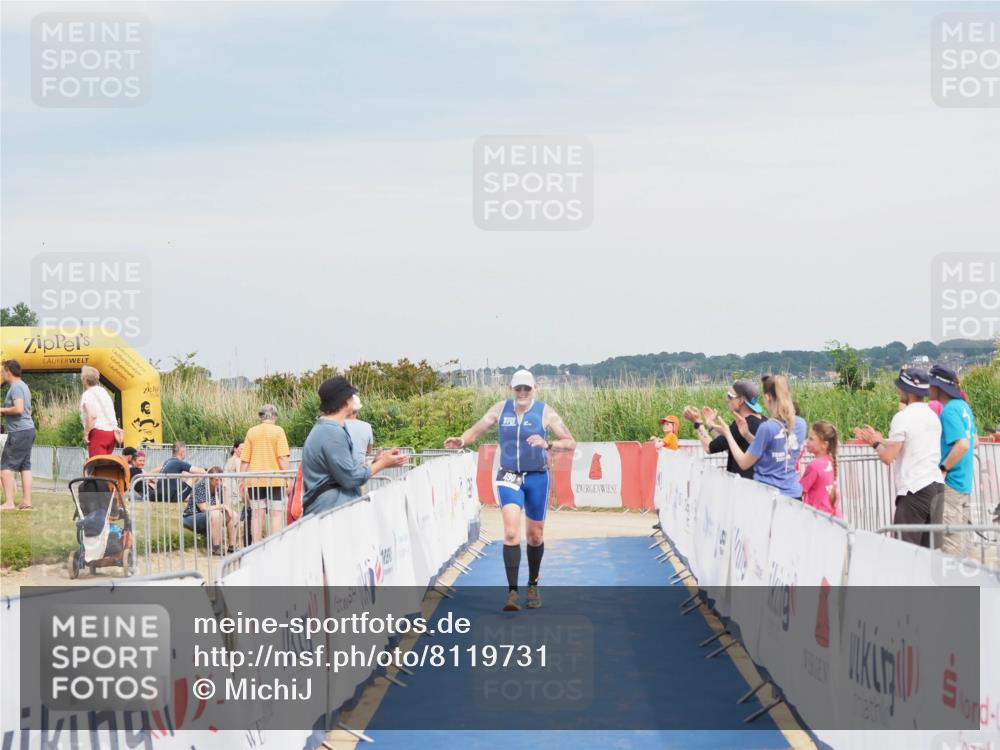 22.06.2025 - Viking Triathlon MichiJ http://msf.ph/oto/8119731 22.06.2025 17:01:50 Ziel 490 meine-sportfotos.de