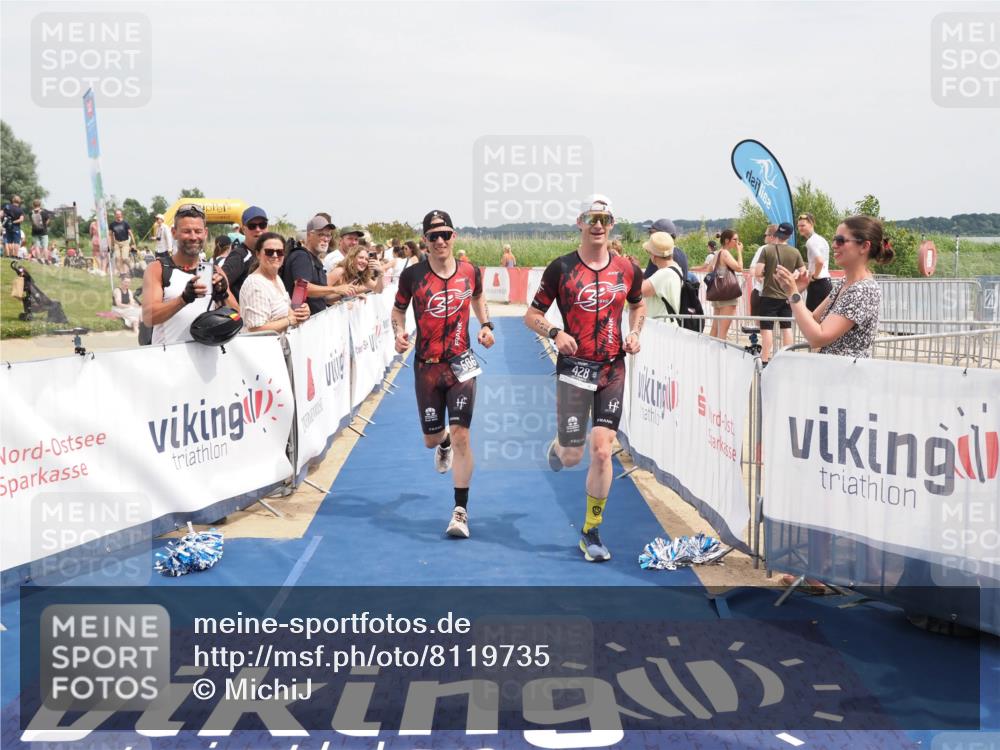 22.06.2025 - Viking Triathlon MichiJ http://msf.ph/oto/8119735 22.06.2025 15:09:42 Ziel 428, 506 meine-sportfotos.de