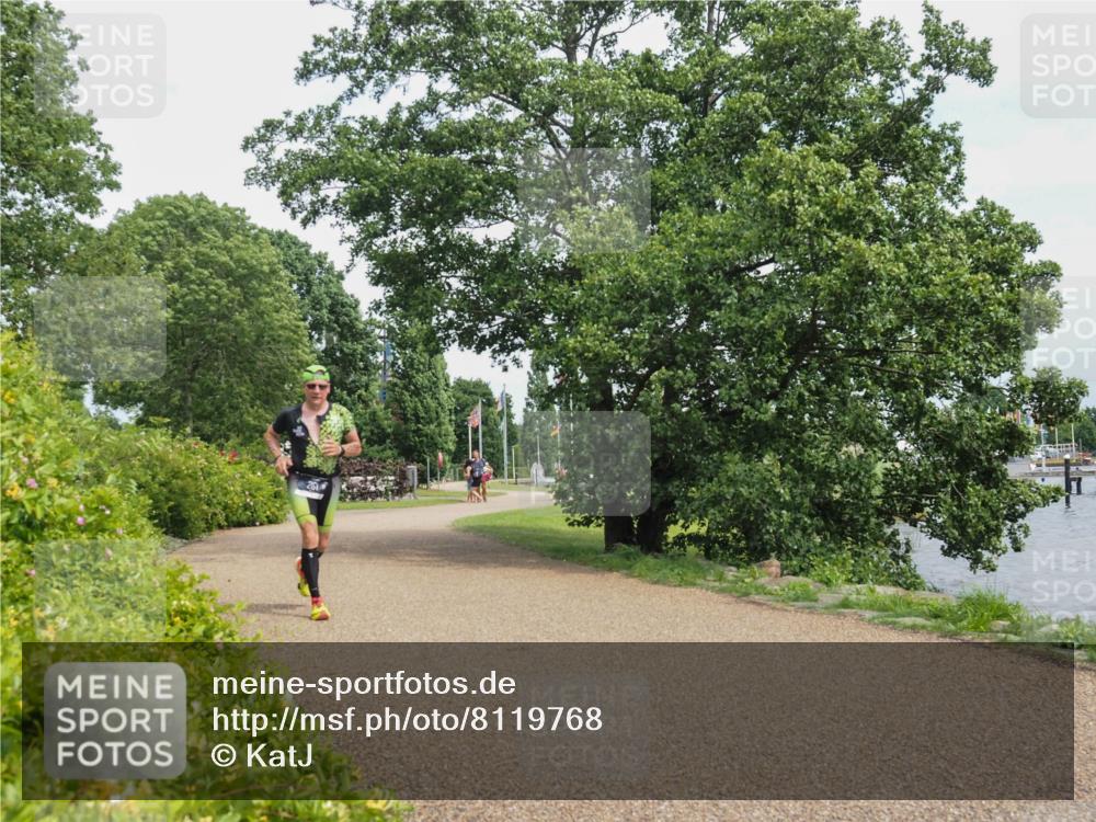 22.06.2025 - Viking Triathlon KatJ http://msf.ph/oto/8119768 22.06.2025 15:13:42 Laufen 261 meine-sportfotos.de