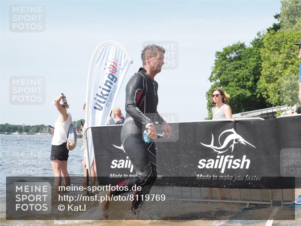 22.06.2025 - Viking Triathlon KatJ http://msf.ph/oto/8119769 22.06.2025 10:47:40 Schwimmen 23, 71, 84, 183, 261, 285, 452, 606 meine-sportfotos.de