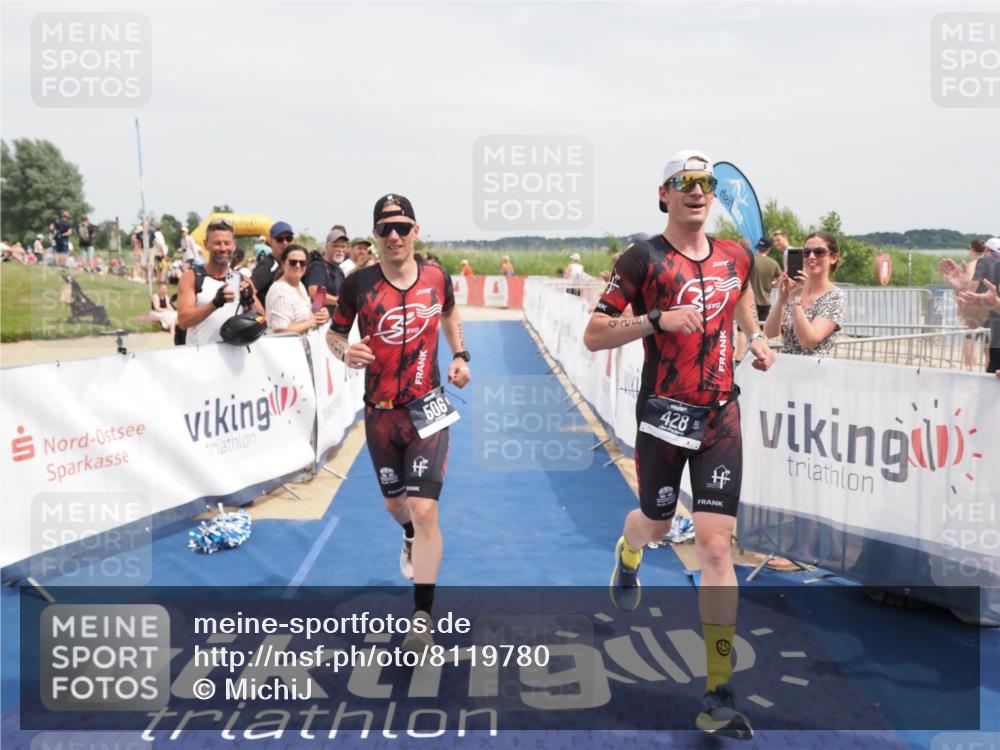 22.06.2025 - Viking Triathlon MichiJ http://msf.ph/oto/8119780 22.06.2025 15:09:43 Ziel 428, 506 meine-sportfotos.de