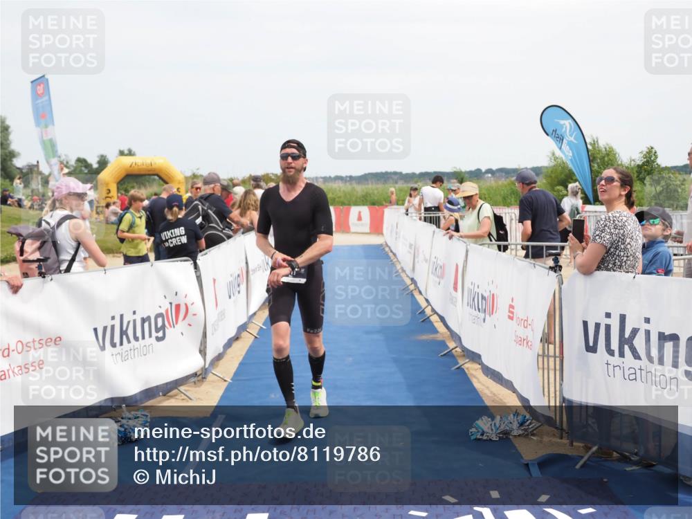 22.06.2025 - Viking Triathlon MichiJ http://msf.ph/oto/8119786 22.06.2025 14:58:55 Ziel 311 meine-sportfotos.de