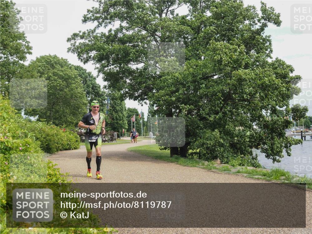 22.06.2025 - Viking Triathlon KatJ http://msf.ph/oto/8119787 22.06.2025 15:13:43 Laufen 261 meine-sportfotos.de