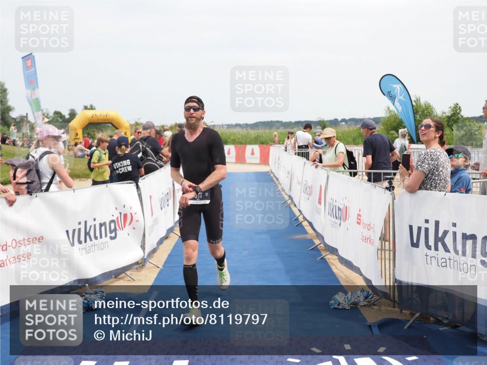 22.06.2025 - Viking Triathlon MichiJ http://msf.ph/oto/8119797 22.06.2025 14:58:55 Ziel 311 meine-sportfotos.de