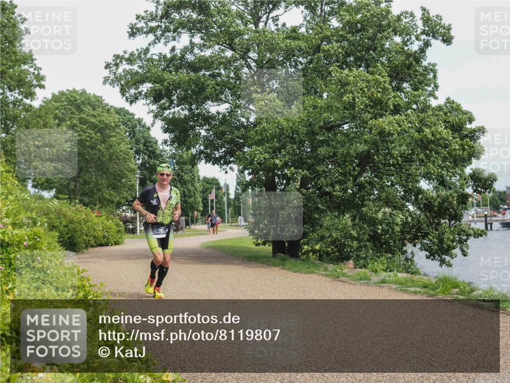 22.06.2025 - Viking Triathlon KatJ http://msf.ph/oto/8119807 22.06.2025 15:13:43 Laufen 261 meine-sportfotos.de