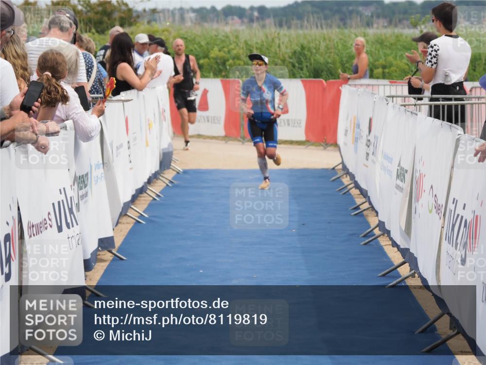 22.06.2025 - Viking Triathlon MichiJ http://msf.ph/oto/8119819 22.06.2025 14:59:03 Ziel 137, 325 meine-sportfotos.de