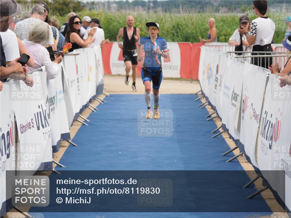 22.06.2025 - Viking Triathlon MichiJ http://msf.ph/oto/8119830 22.06.2025 14:59:04 Ziel 137, 325 meine-sportfotos.de