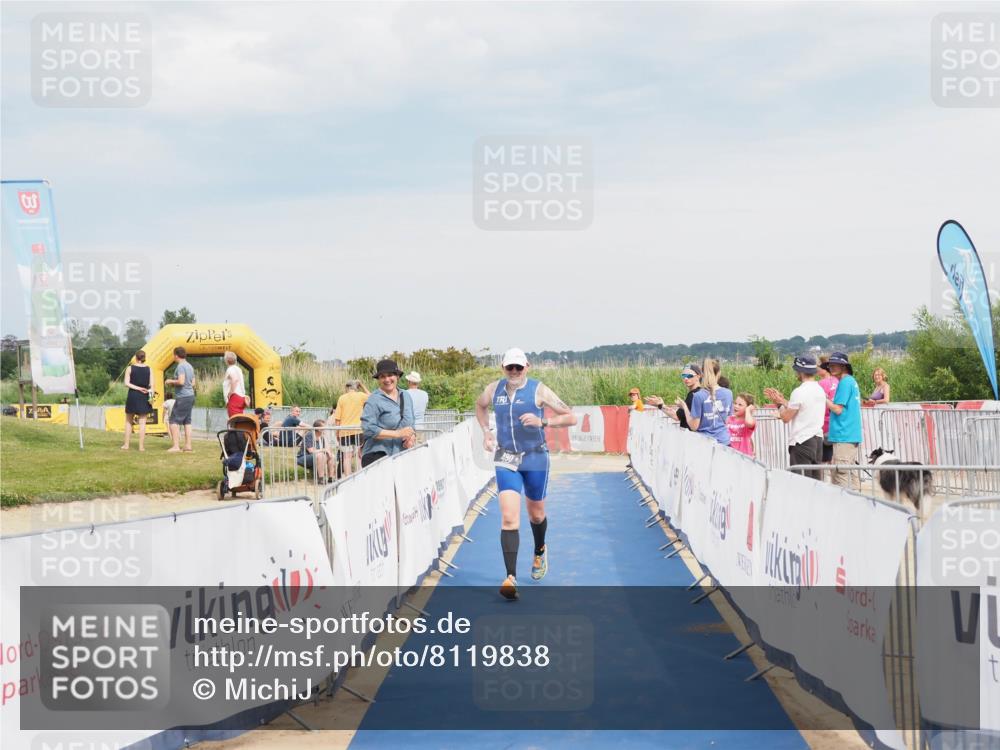 22.06.2025 - Viking Triathlon MichiJ http://msf.ph/oto/8119838 22.06.2025 17:01:52 Ziel 490 meine-sportfotos.de