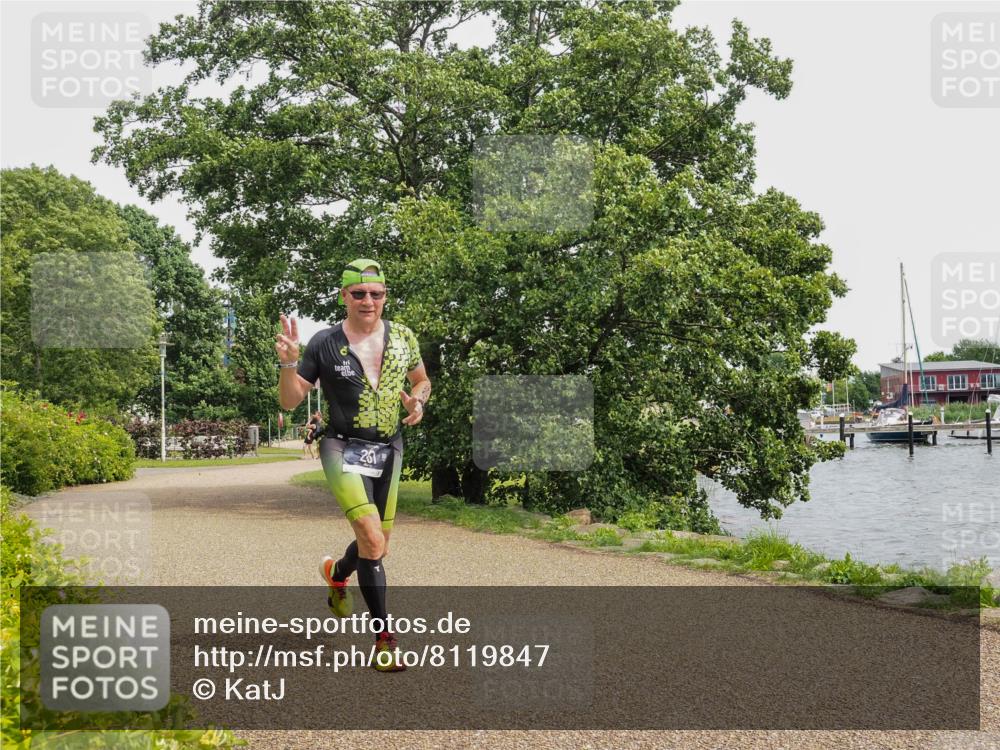 22.06.2025 - Viking Triathlon KatJ http://msf.ph/oto/8119847 22.06.2025 15:13:44 Laufen 261 meine-sportfotos.de
