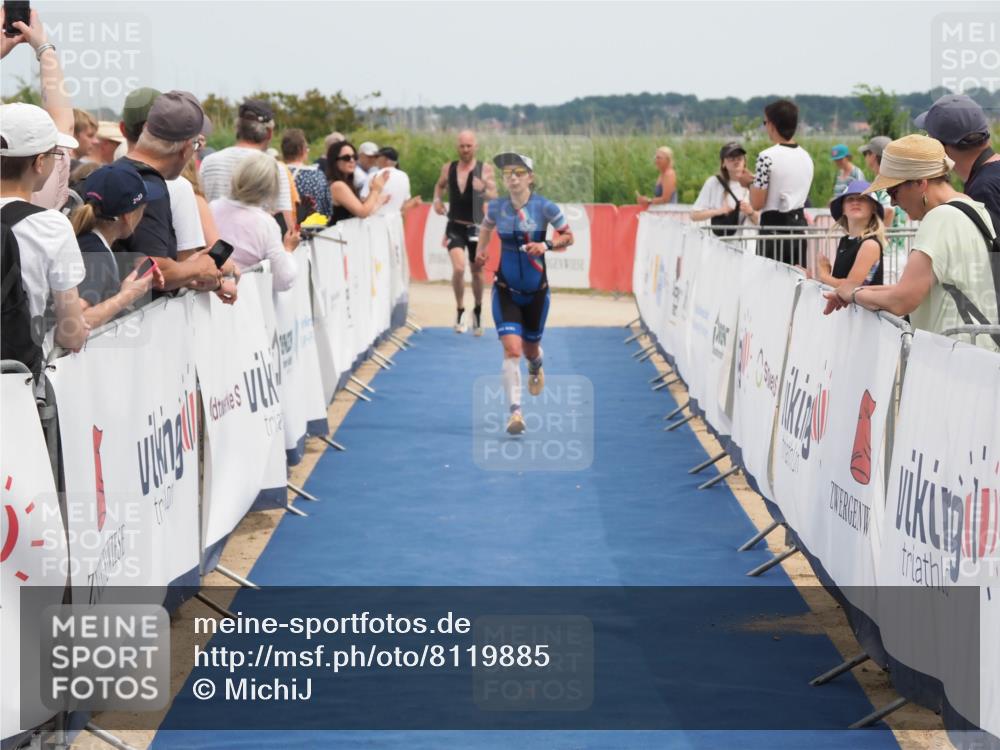 22.06.2025 - Viking Triathlon MichiJ http://msf.ph/oto/8119885 22.06.2025 14:59:04 Ziel 137, 325 meine-sportfotos.de