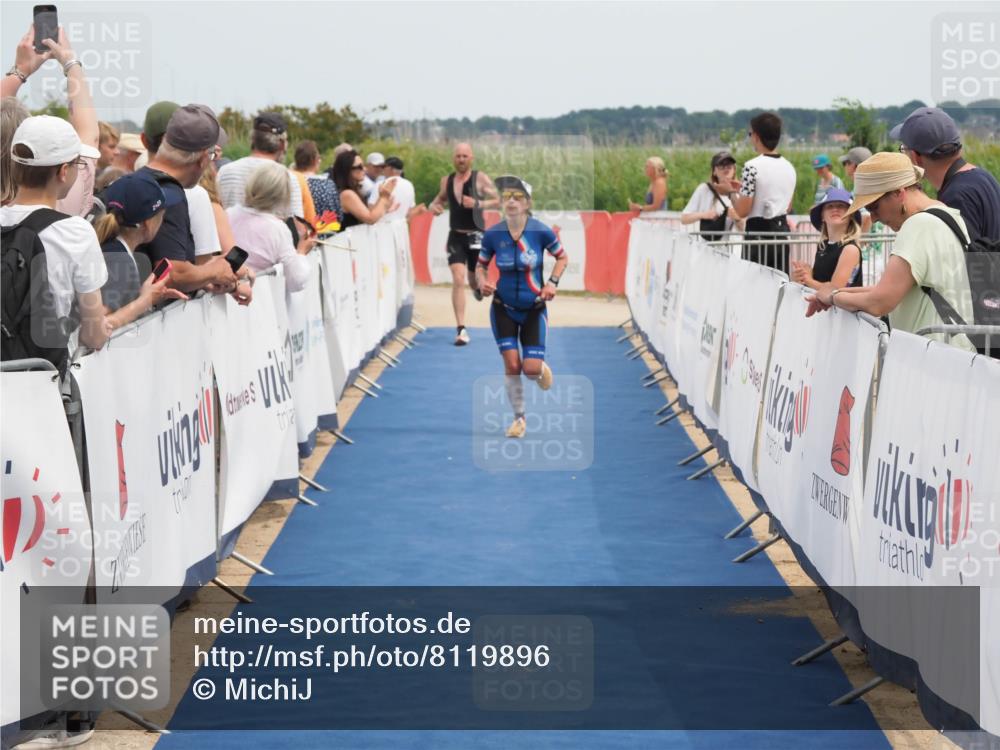 22.06.2025 - Viking Triathlon MichiJ http://msf.ph/oto/8119896 22.06.2025 14:59:05 Ziel 137, 325 meine-sportfotos.de