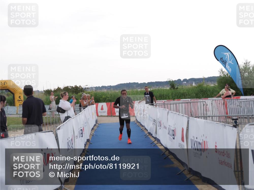 22.06.2025 - Viking Triathlon MichiJ http://msf.ph/oto/8119921 22.06.2025 16:30:20 Ziel 83 meine-sportfotos.de