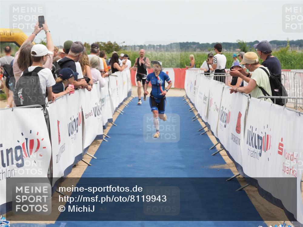 22.06.2025 - Viking Triathlon MichiJ http://msf.ph/oto/8119943 22.06.2025 14:59:05 Ziel 137, 325 meine-sportfotos.de