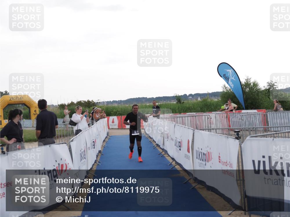 22.06.2025 - Viking Triathlon MichiJ http://msf.ph/oto/8119975 22.06.2025 16:30:21 Ziel 83 meine-sportfotos.de