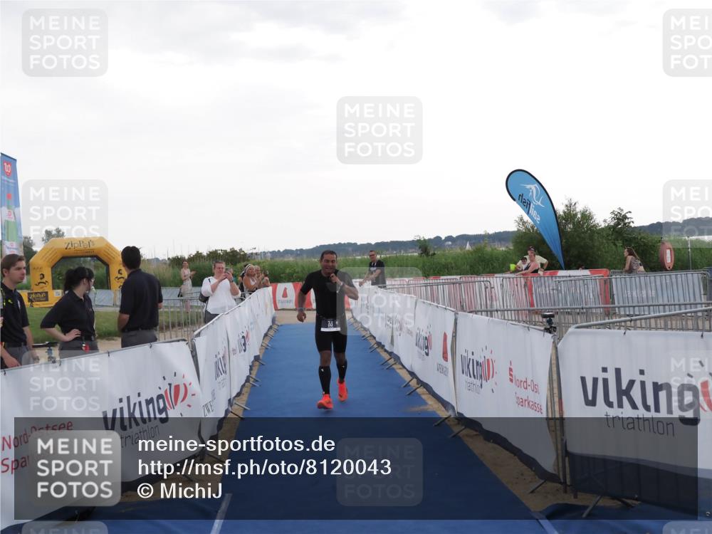22.06.2025 - Viking Triathlon MichiJ http://msf.ph/oto/8120043 22.06.2025 16:30:22 Ziel 83 meine-sportfotos.de