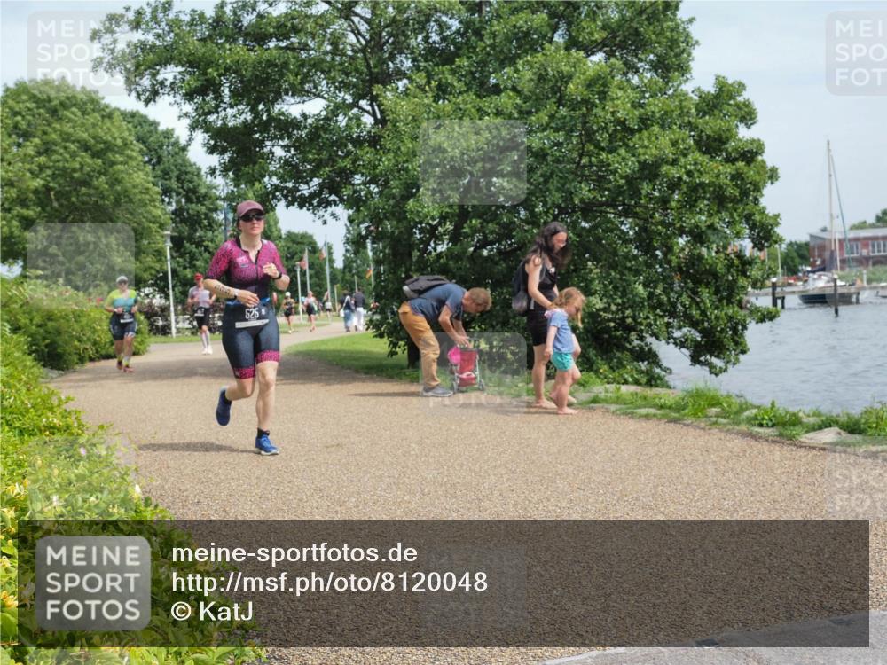 22.06.2025 - Viking Triathlon KatJ http://msf.ph/oto/8120048 22.06.2025 15:14:45 Laufen 525 meine-sportfotos.de