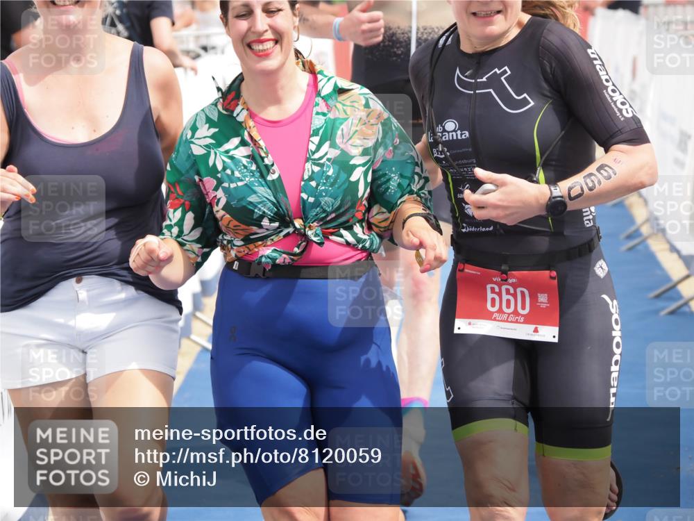 22.06.2025 - Viking Triathlon MichiJ http://msf.ph/oto/8120059 22.06.2025 15:10:37 Ziel 518, 660 meine-sportfotos.de