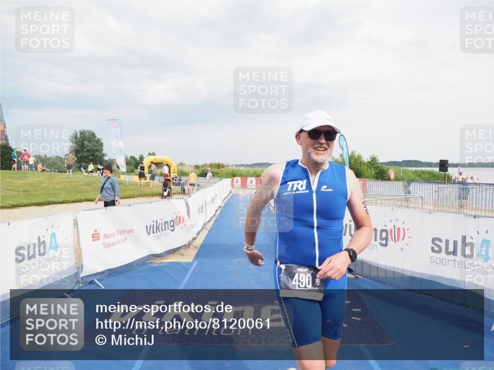 22.06.2025 - Viking Triathlon MichiJ http://msf.ph/oto/8120061 22.06.2025 17:01:55 Ziel 490 meine-sportfotos.de