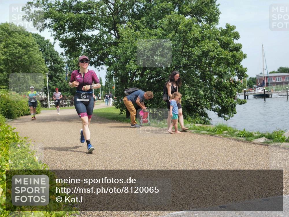 22.06.2025 - Viking Triathlon KatJ http://msf.ph/oto/8120065 22.06.2025 15:14:45 Laufen 525 meine-sportfotos.de