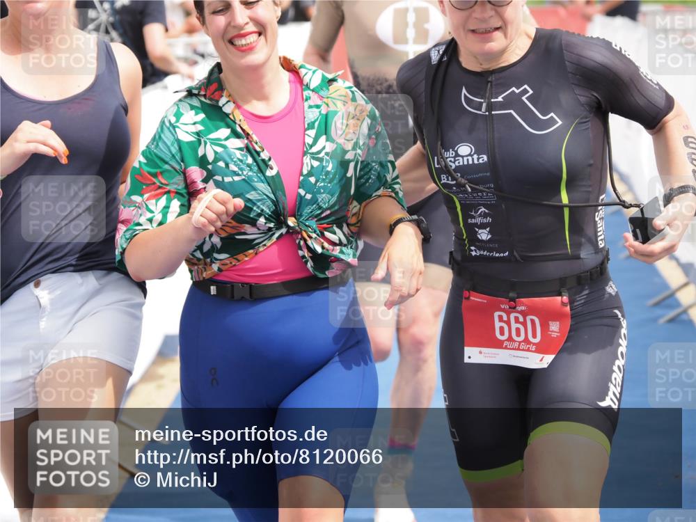 22.06.2025 - Viking Triathlon MichiJ http://msf.ph/oto/8120066 22.06.2025 15:10:37 Ziel 518, 660 meine-sportfotos.de