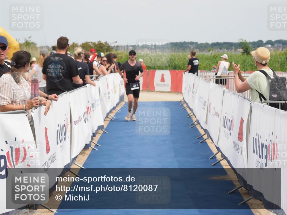 22.06.2025 - Viking Triathlon MichiJ http://msf.ph/oto/8120087 22.06.2025 15:11:14 Ziel 146, 271 meine-sportfotos.de