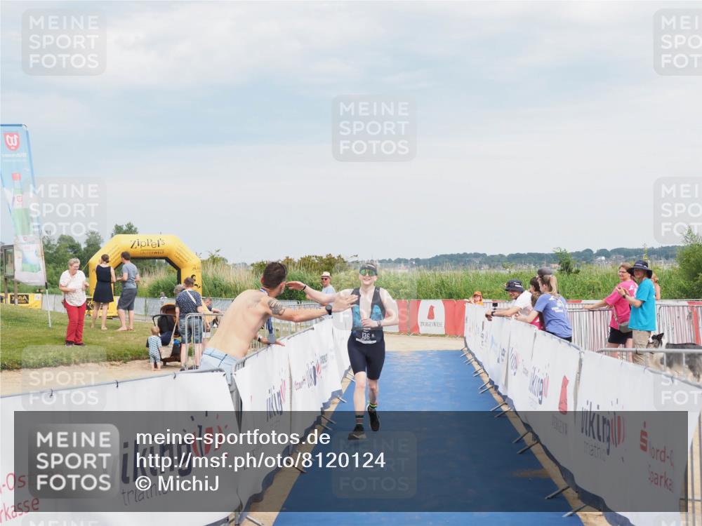 22.06.2025 - Viking Triathlon MichiJ http://msf.ph/oto/8120124 22.06.2025 17:02:51 Ziel 136 meine-sportfotos.de